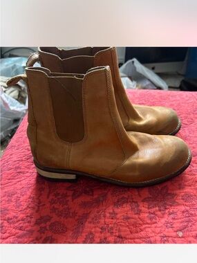 Kodiak Leather Chelsea Boots in Brown